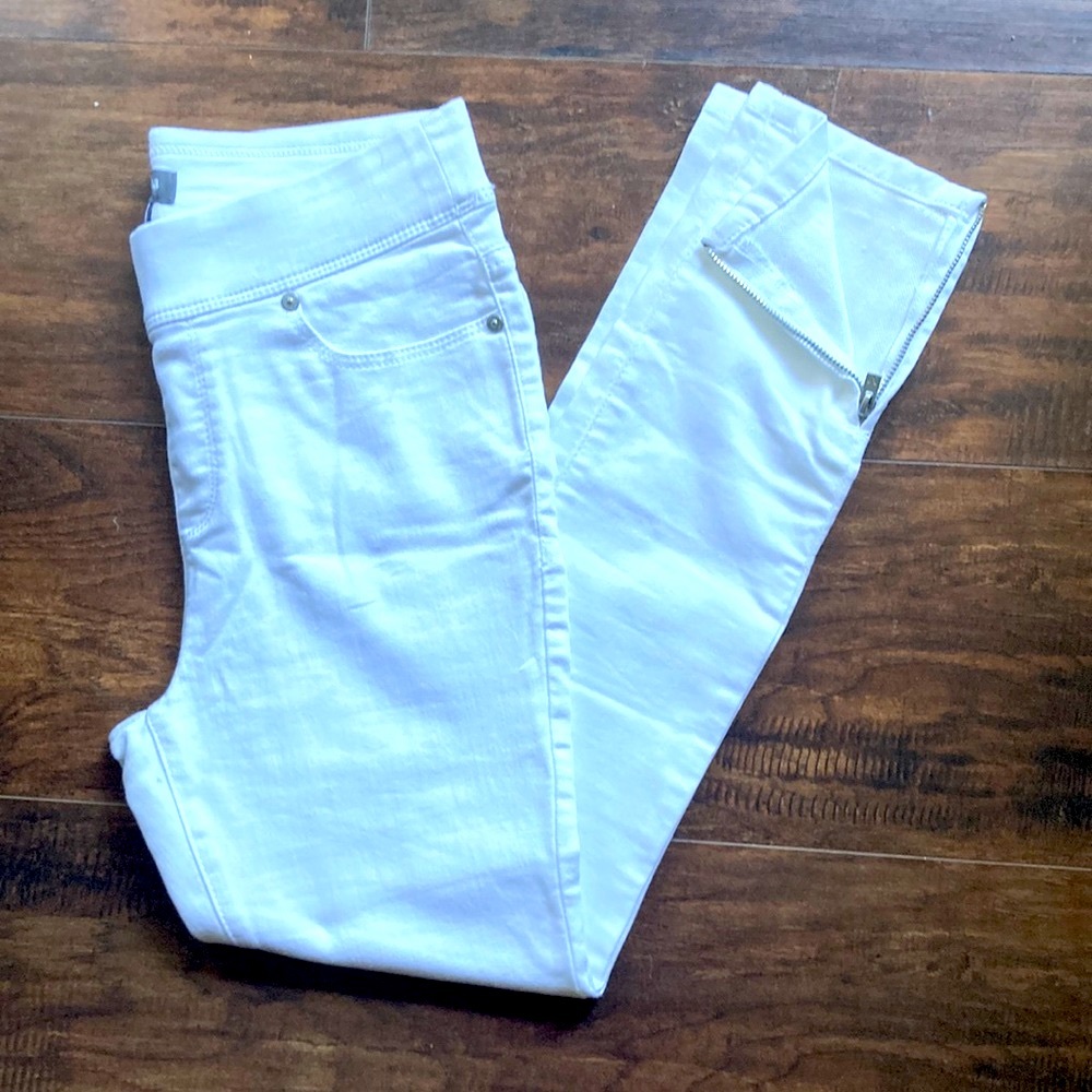 NEW Martha Stewart Jeans